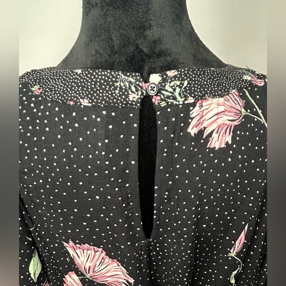 Xhilaration Women’s Sm Floral Dress - Picture 5 of 9